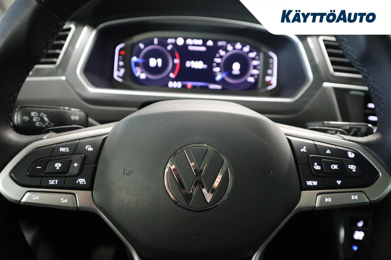 Volkswagen Tiguan CPF-566 carousel image