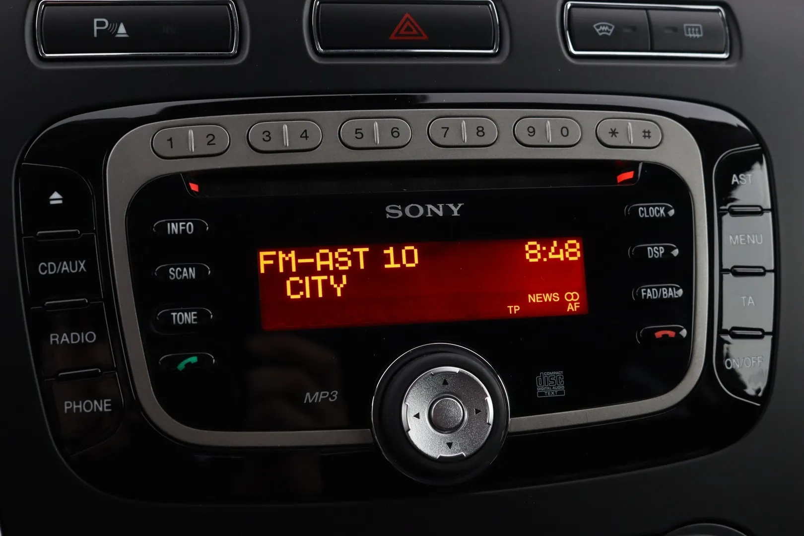 Ford Mondeo GJH-370 carousel image