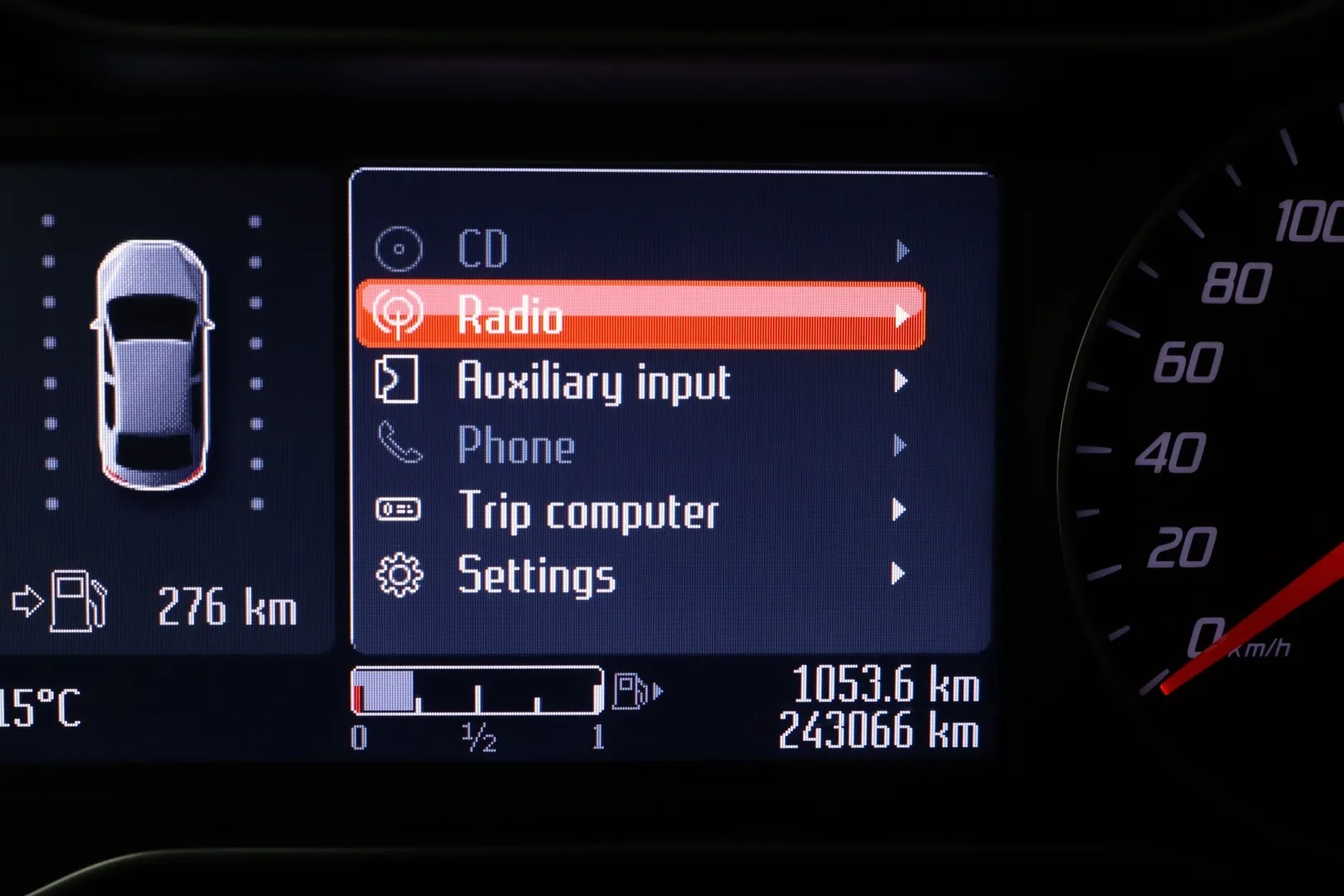 Ford Mondeo GJH-370 carousel image