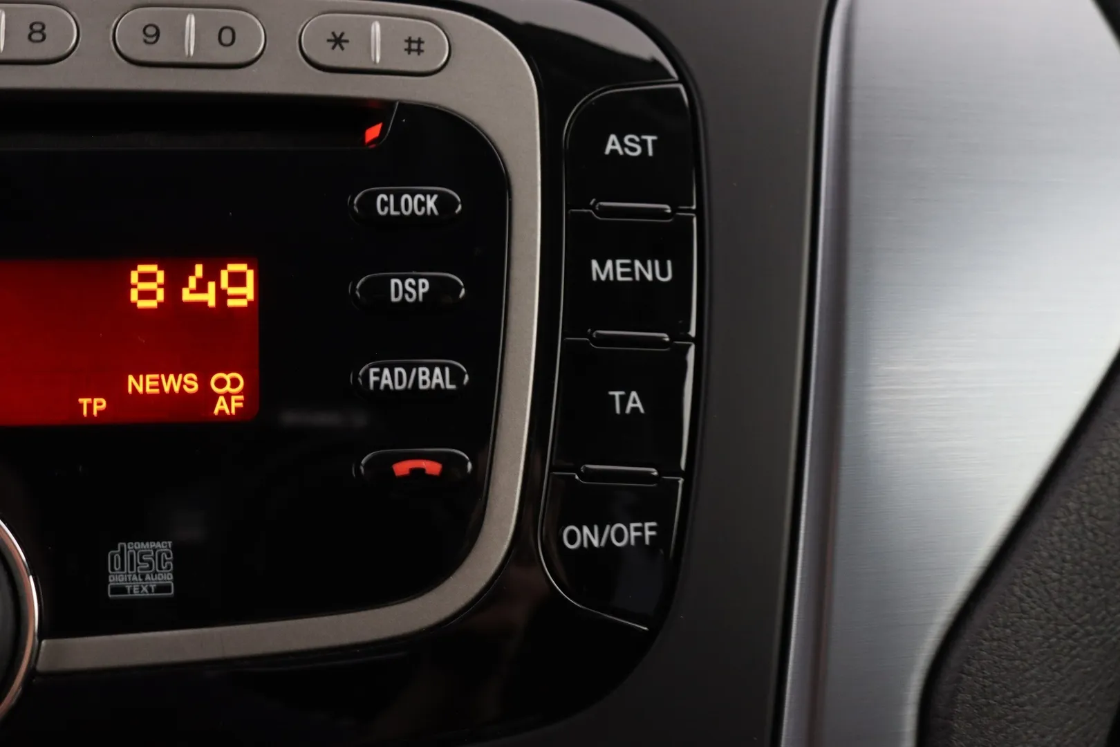 Ford Mondeo GJH-370 carousel image