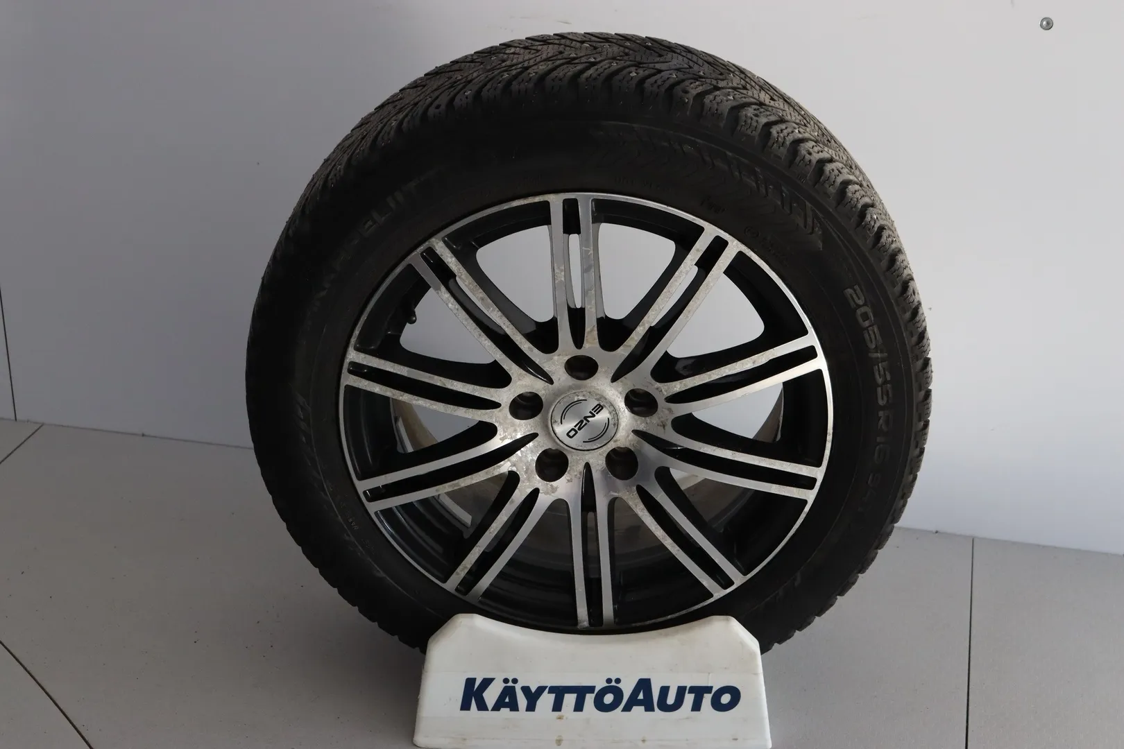 Ford Mondeo GJH-370 carousel image