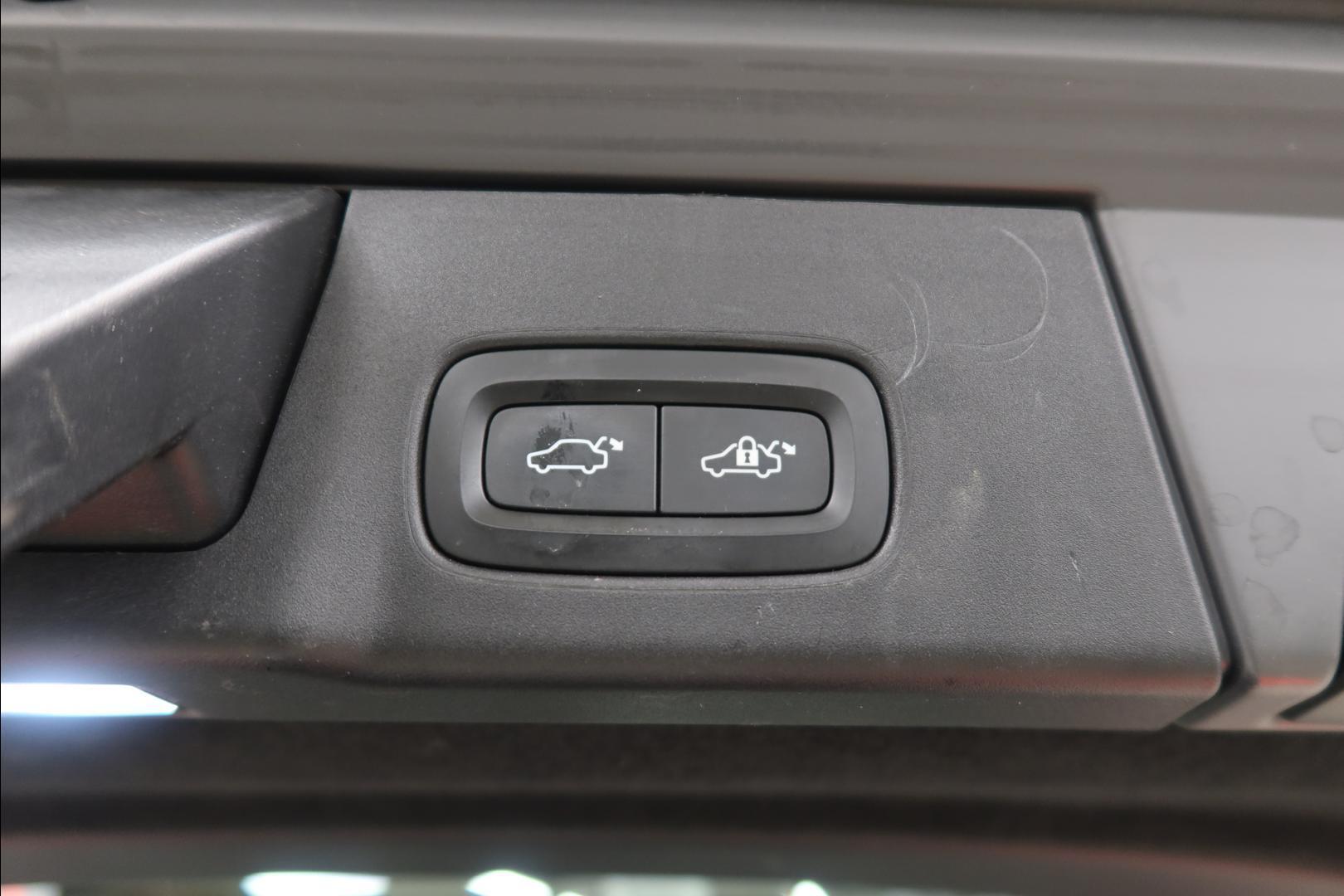 Volvo V90 Cross Country D4 AWD Plus aut 2019, kuva 6/30