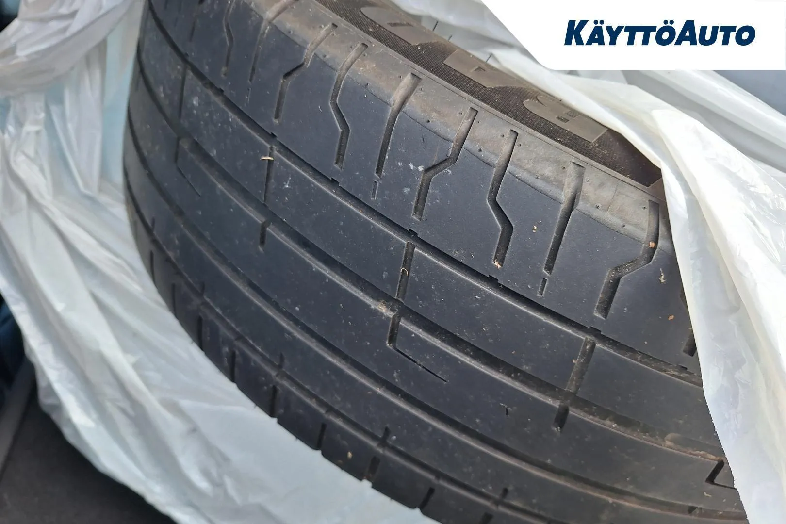 Opel Grandland X RUV-216 carousel image