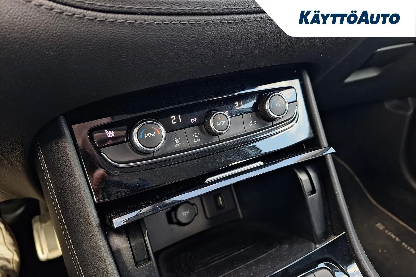 Opel Grandland X RUV-216 carousel image