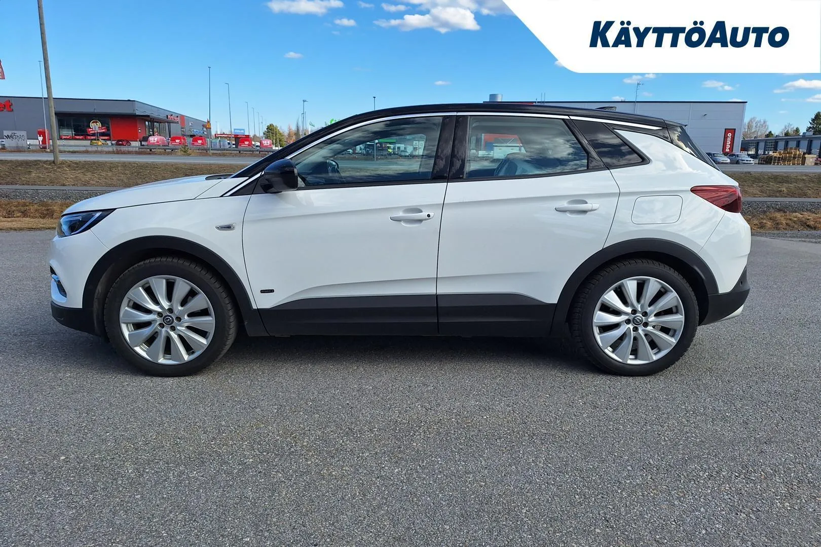 Opel Grandland X RUV-216 carousel image