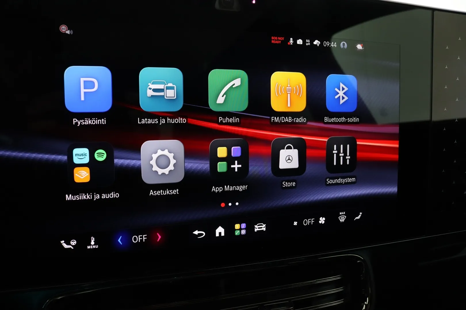 MERCEDES-BENZ CLA ZRC-698 carousel image