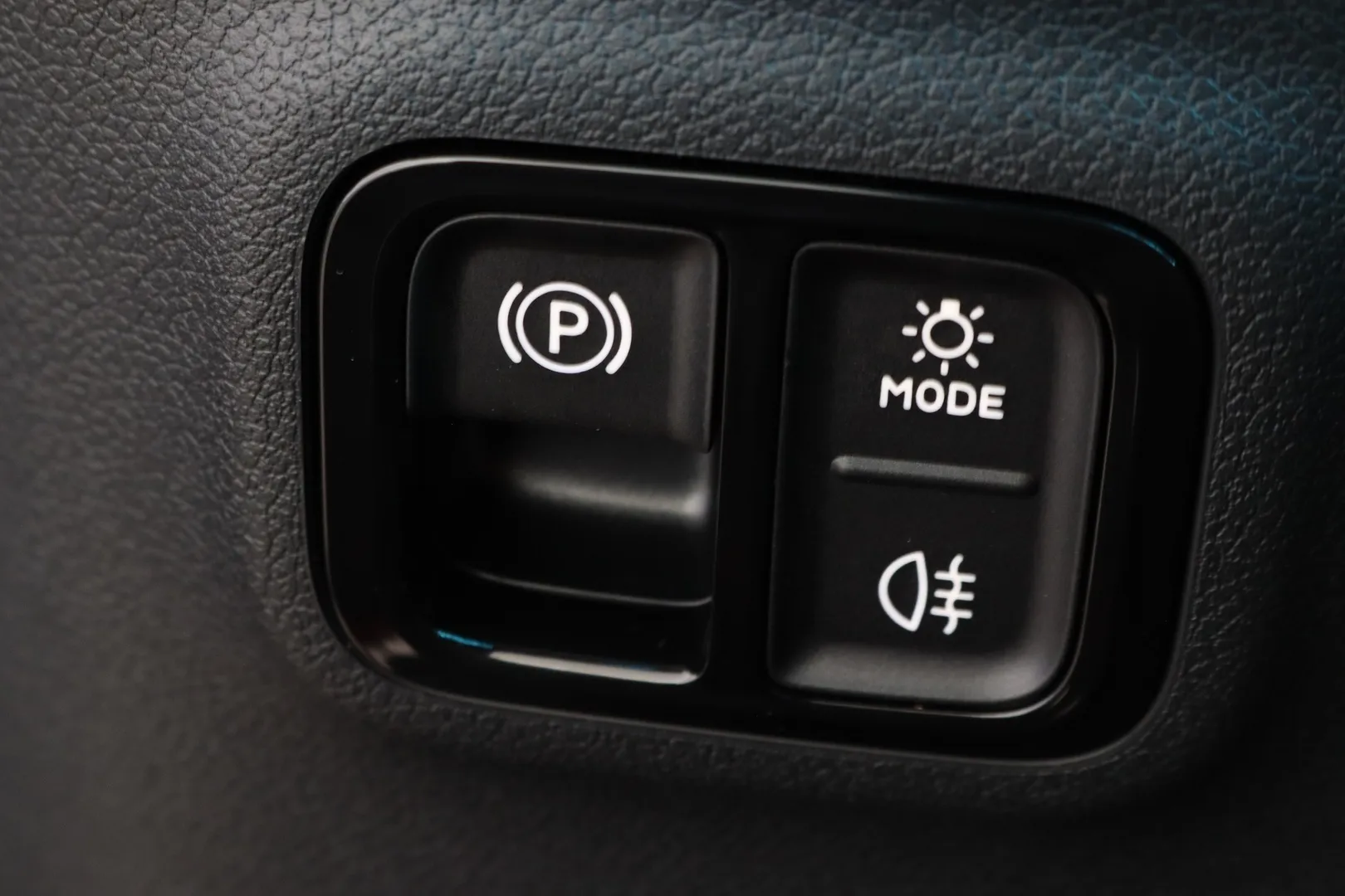 MERCEDES-BENZ CLA ZRC-698 carousel image