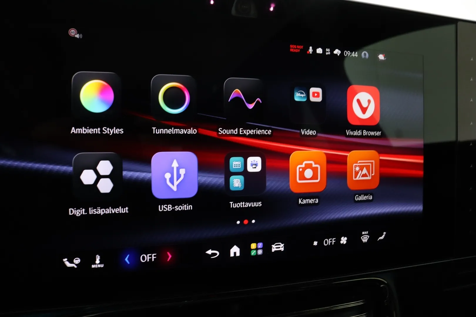 MERCEDES-BENZ CLA ZRC-698 carousel image