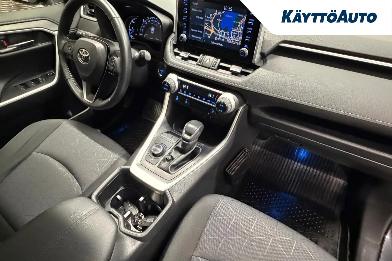 Toyota RAV4 FPB-467 carousel image