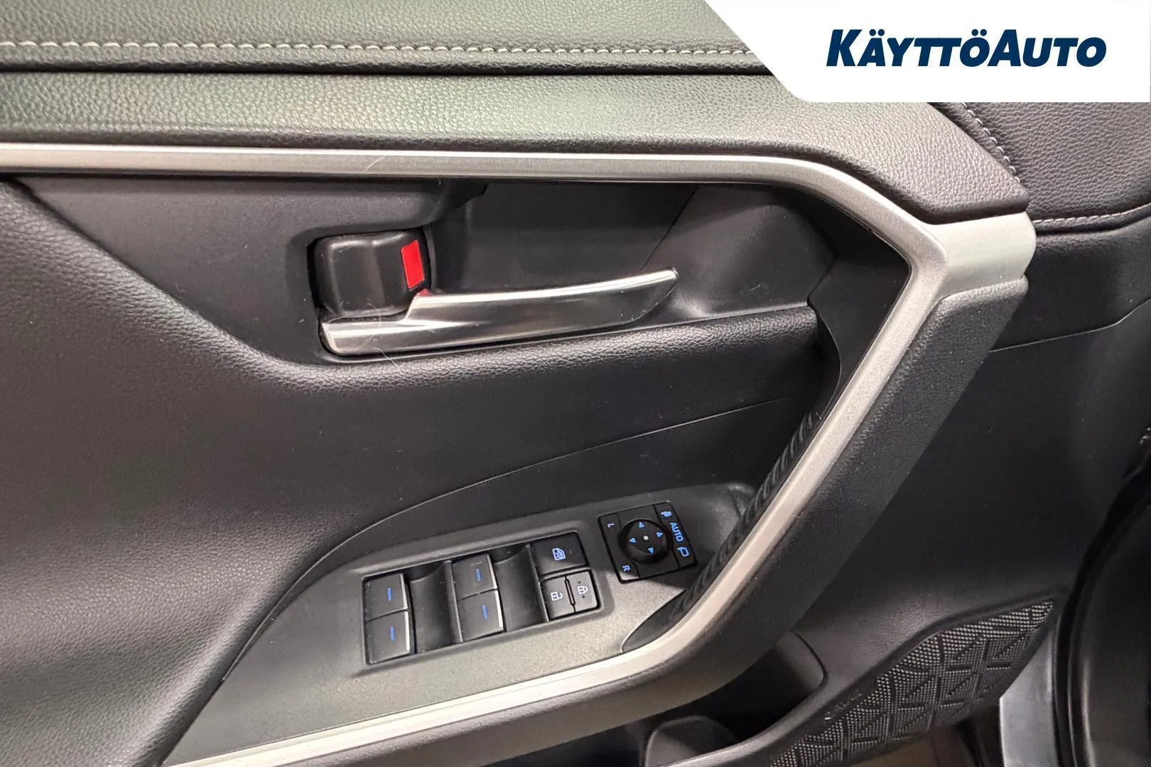 Toyota RAV4 FPB-467 carousel image