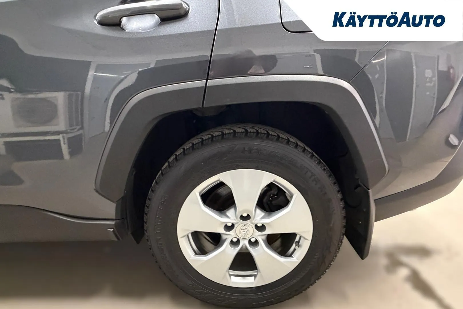 Toyota RAV4 FPB-467 carousel image