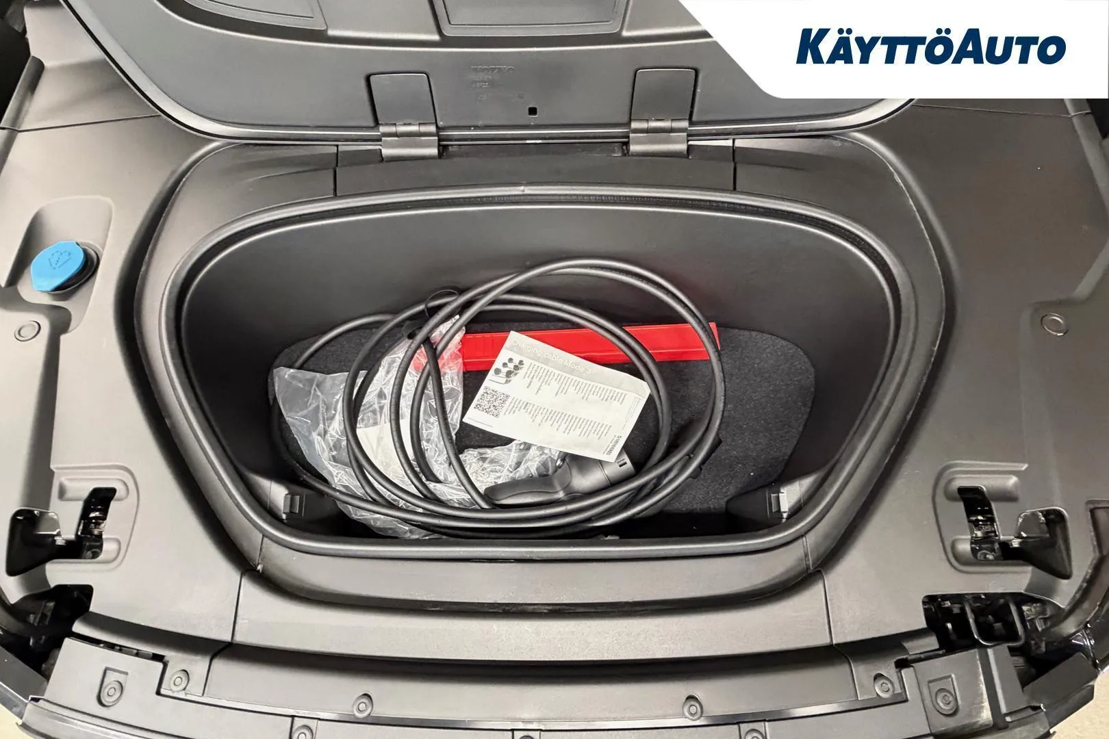 VOLVO EC40 ZPX-248 carousel image