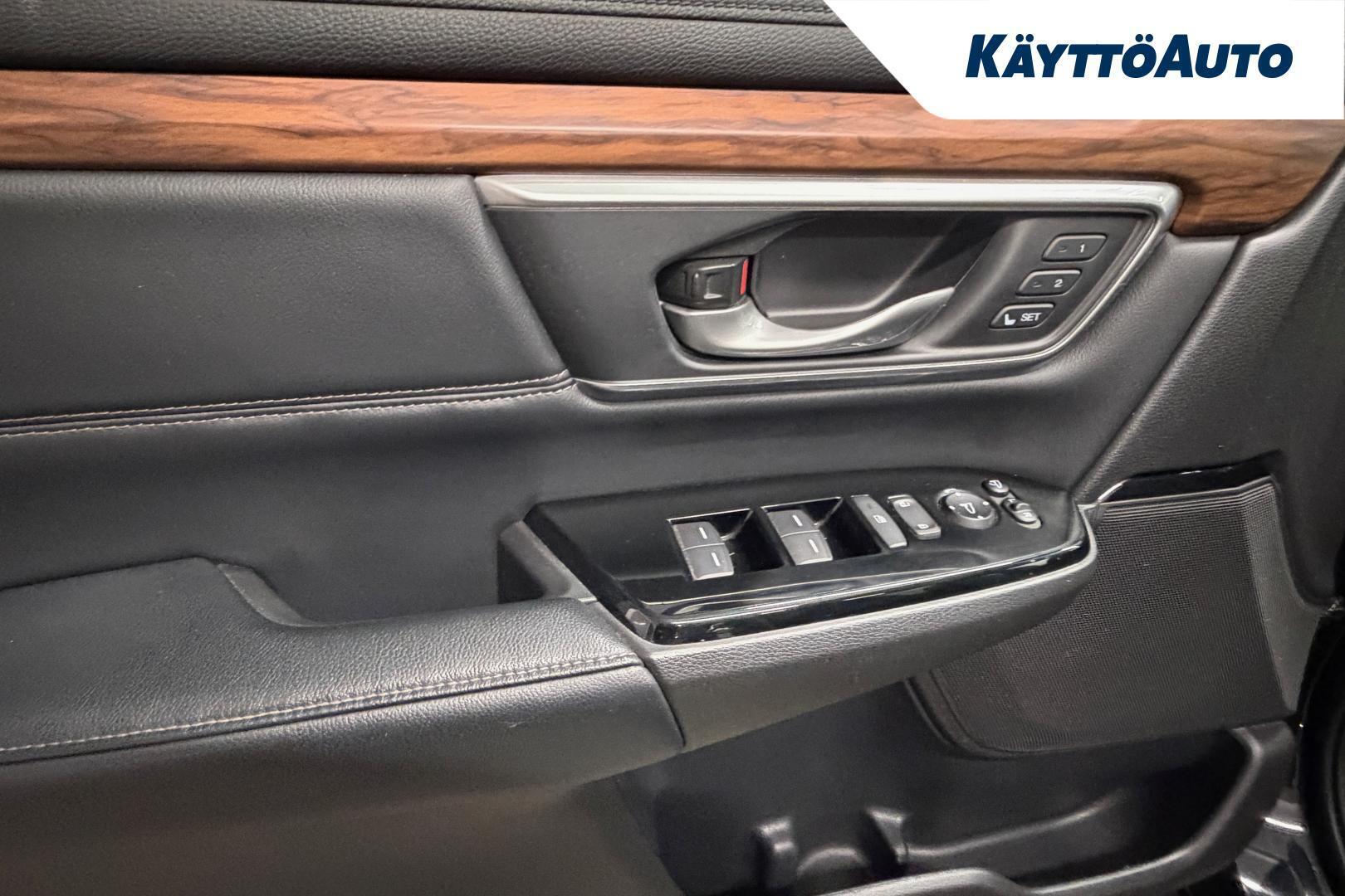 Honda CR-V Executive AWD AT 193 hv 2018, photo 7/26