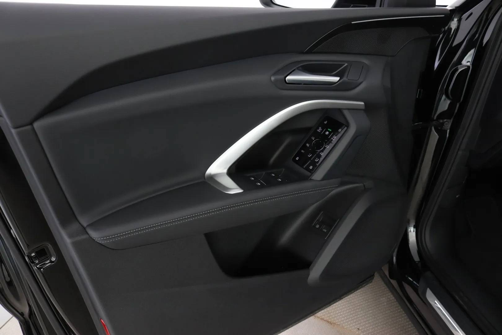 Audi Q5 KXO-329 carousel image