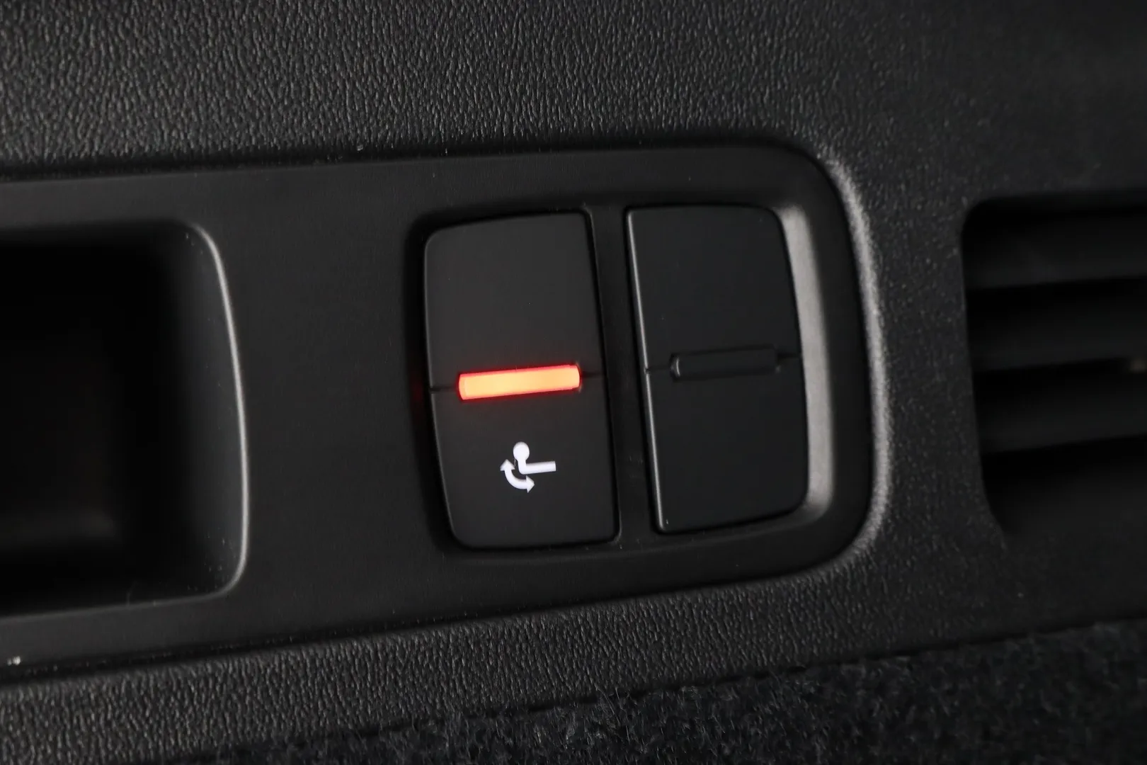 Audi Q5 KXO-329 carousel image