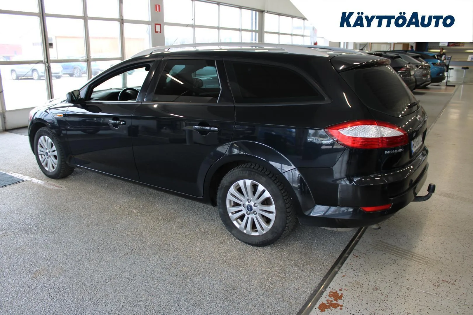 Ford Mondeo RUG-202 carousel image