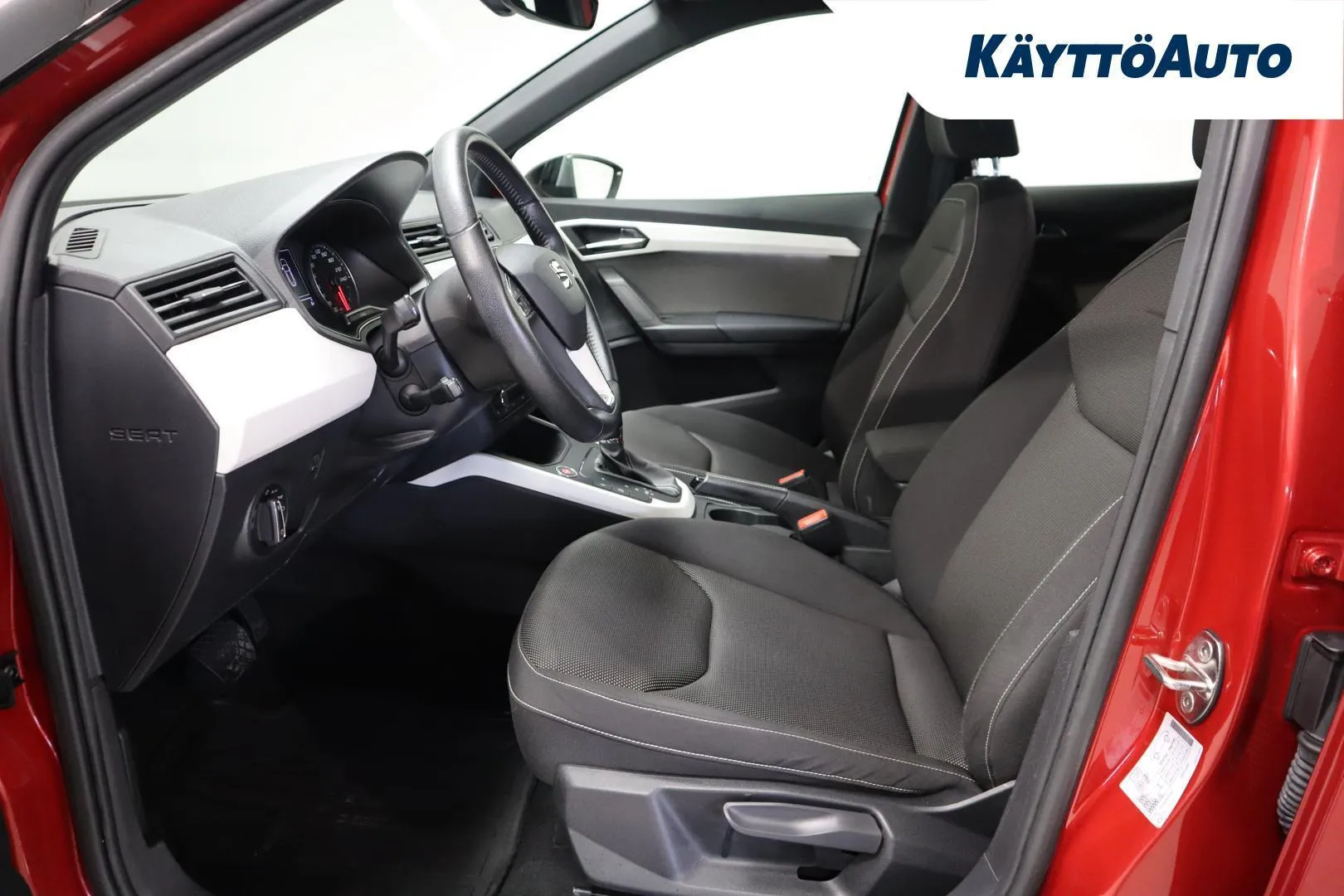 Seat Arona NLV-946 carousel image