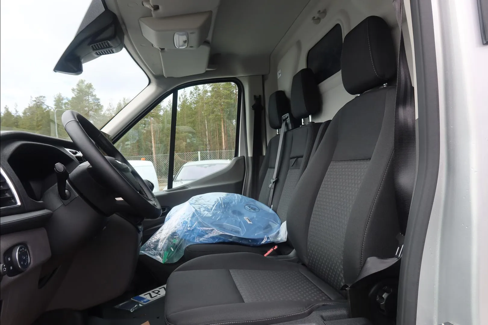 Ford Transit ZPZ-360 carousel image