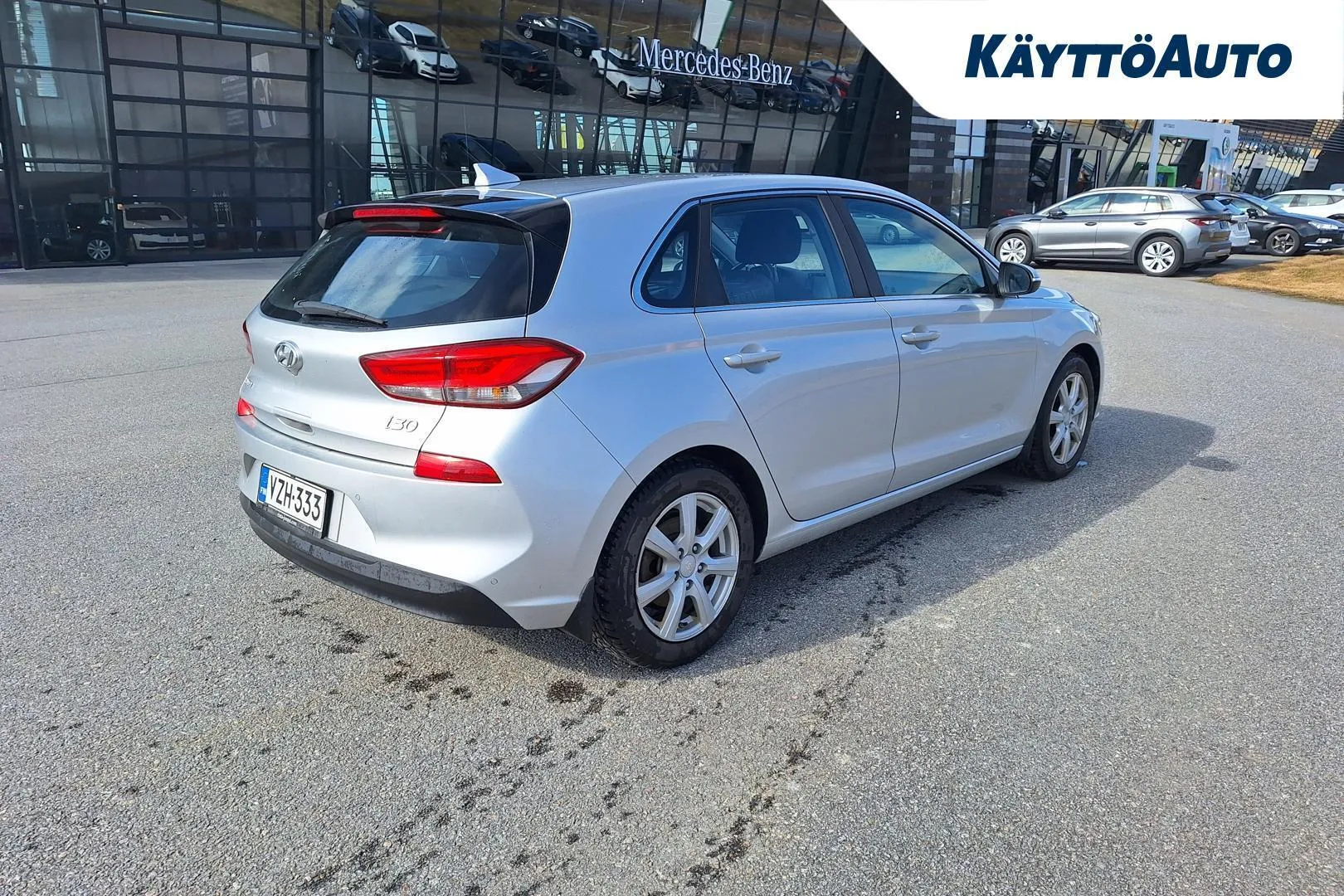 Hyundai i30 5d VZH-333 carousel image
