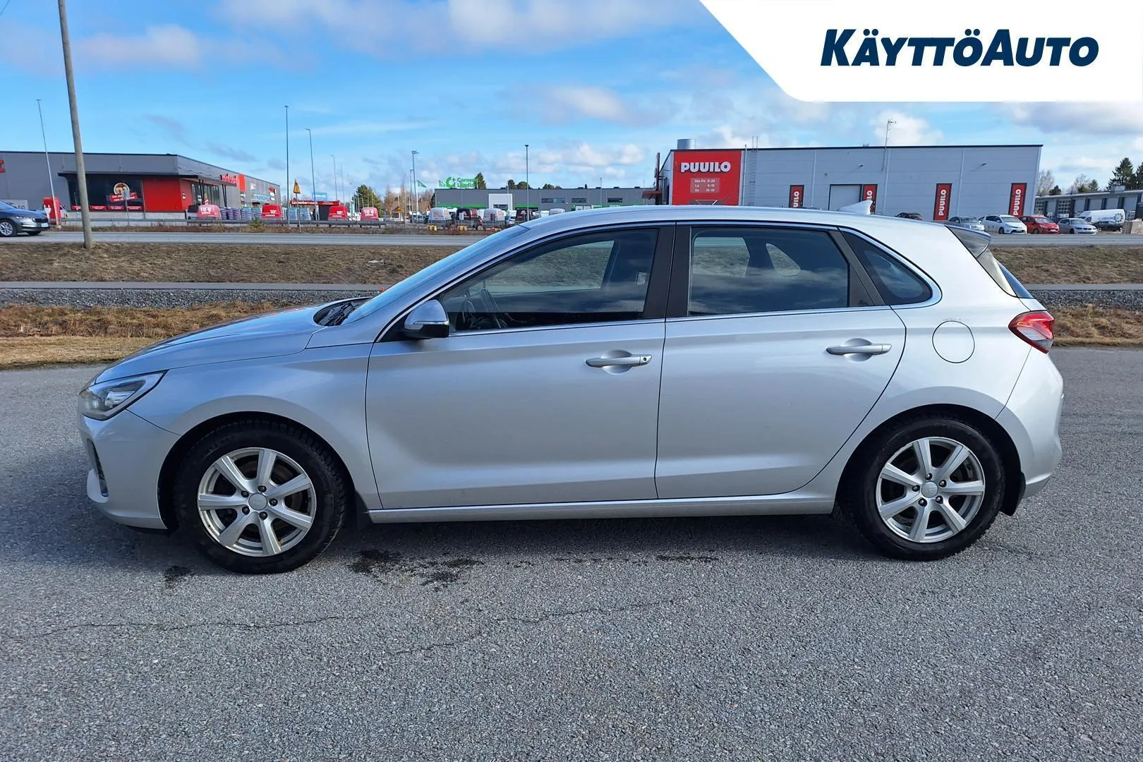 Hyundai i30 5d VZH-333 carousel image