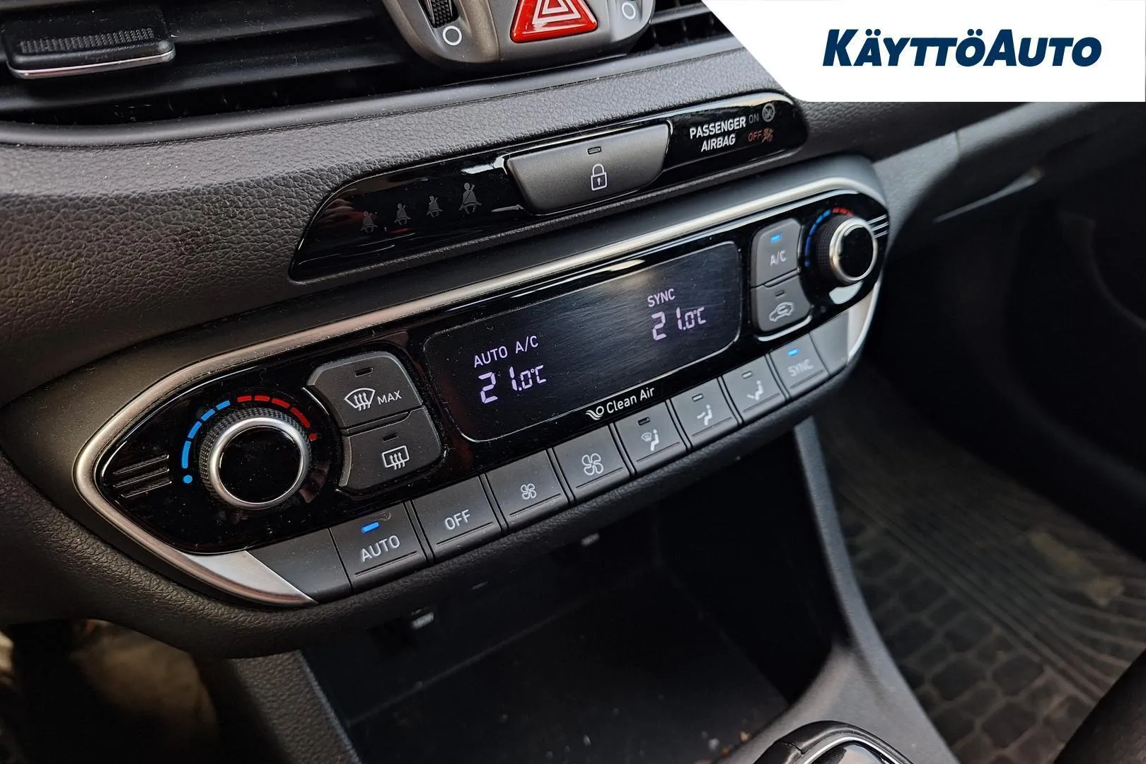 Hyundai i30 5d VZH-333 carousel image
