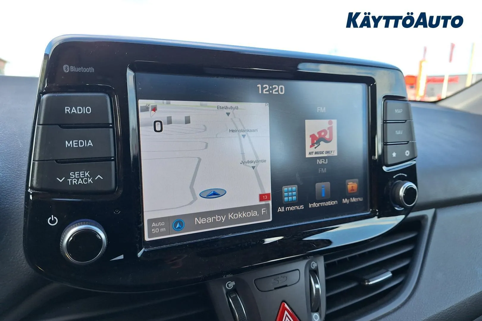 Hyundai i30 5d VZH-333 carousel image