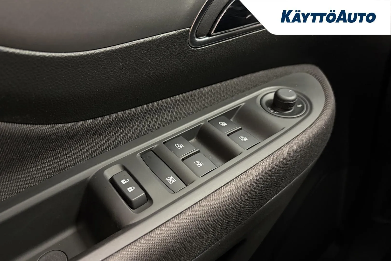 Opel Mokka IMH-583 carousel image