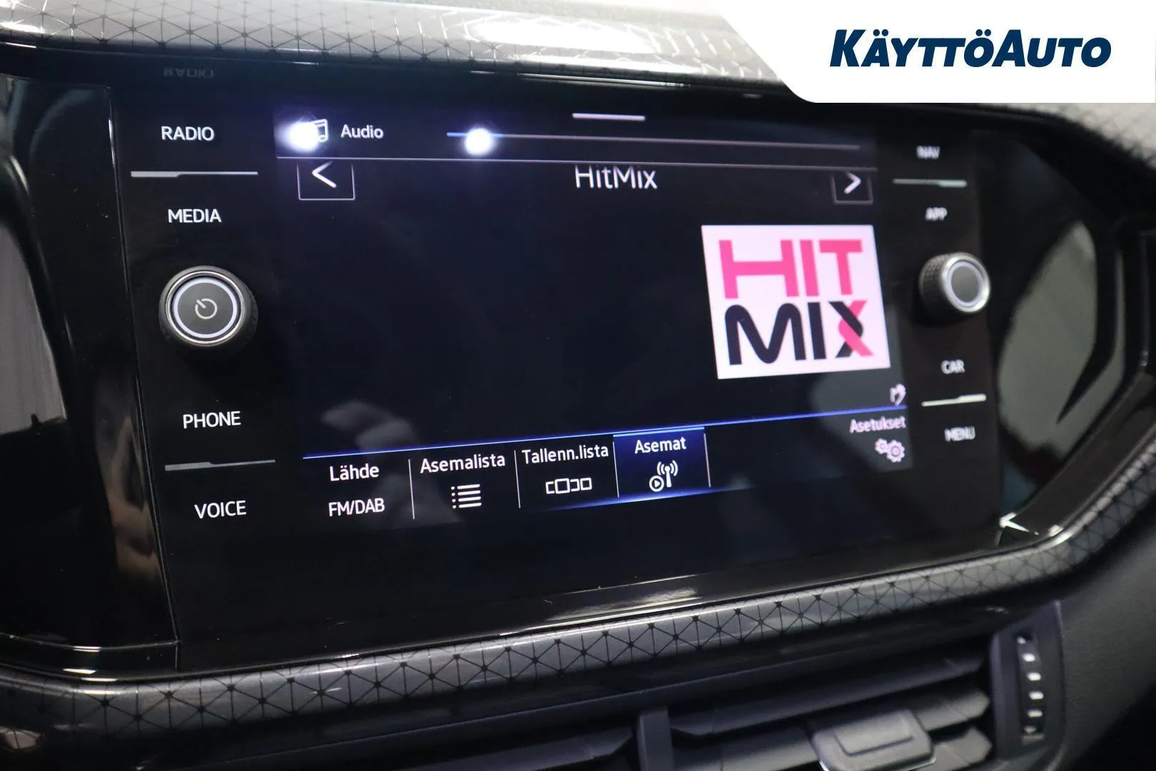 Volkswagen T-Cross KUB-633 carousel image