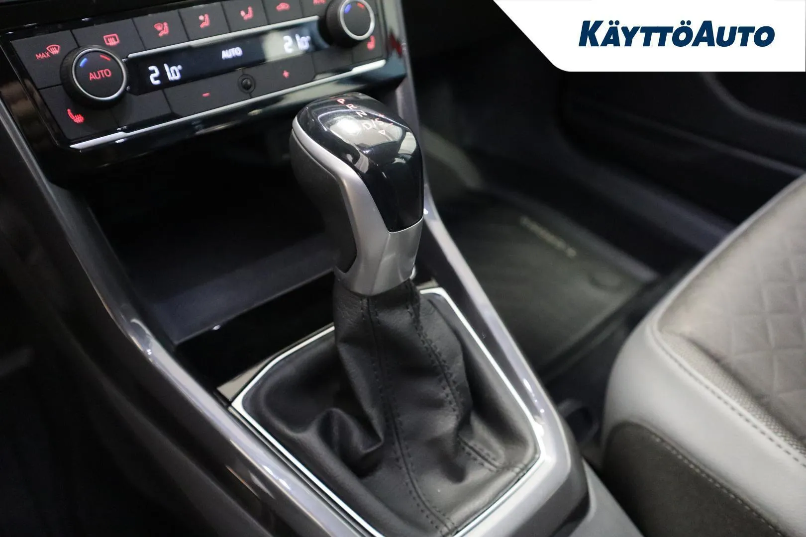 Volkswagen T-Cross KUB-633 carousel image