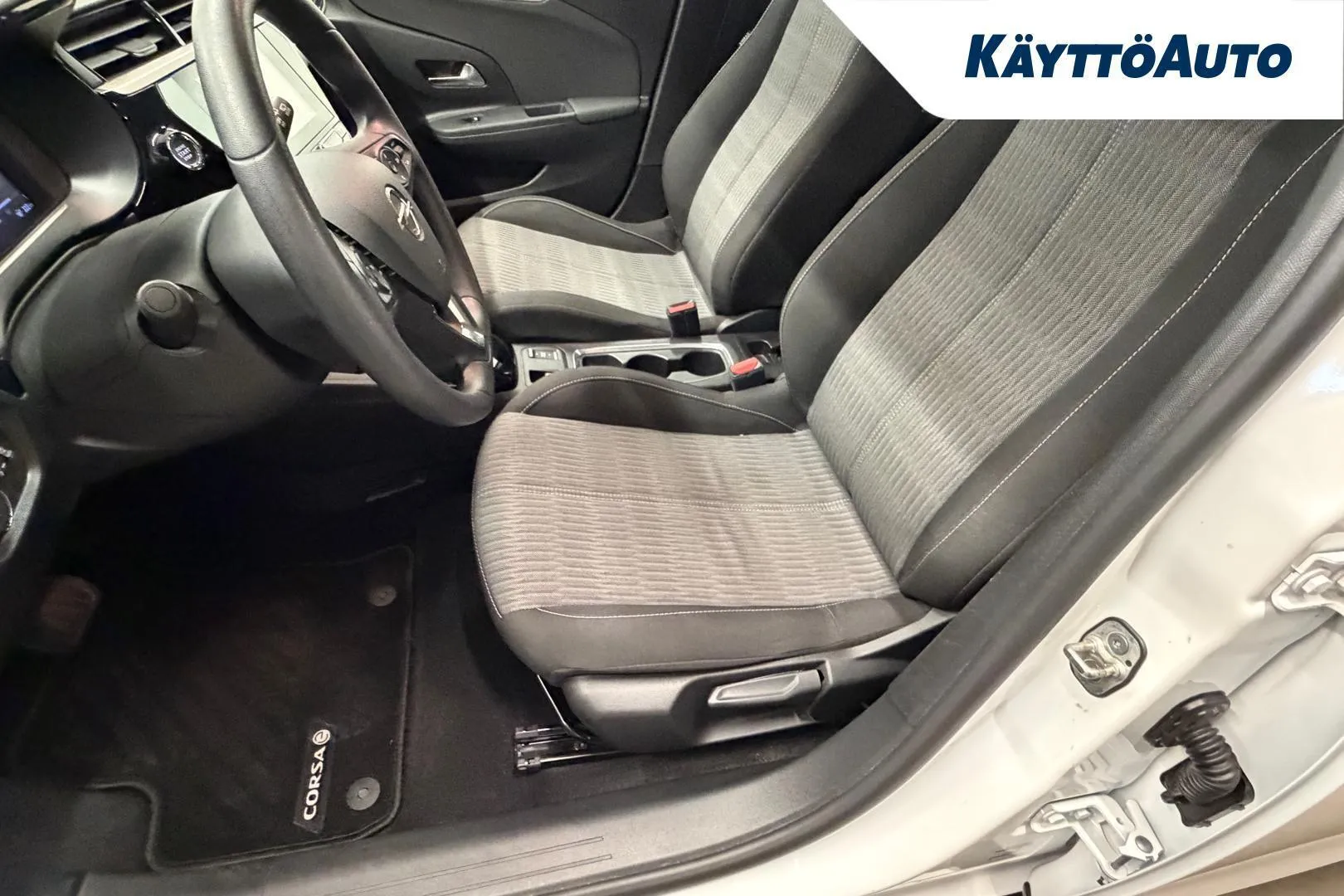 Opel Corsa-e NNX-785 carousel image