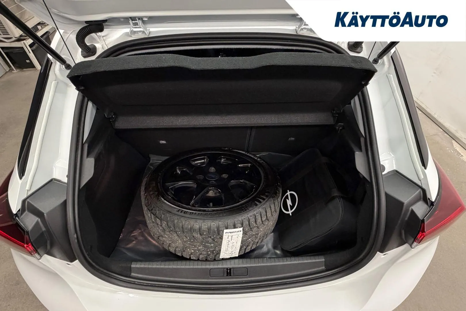 Opel Corsa-e NNX-785 carousel image