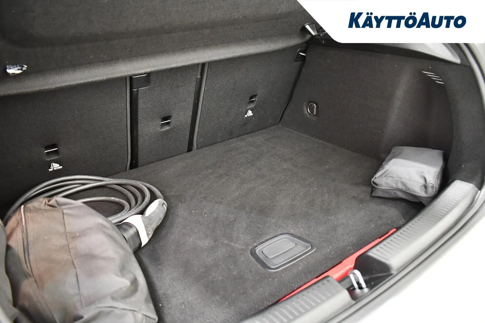 Mercedes-Benz A OZA-537 carousel image