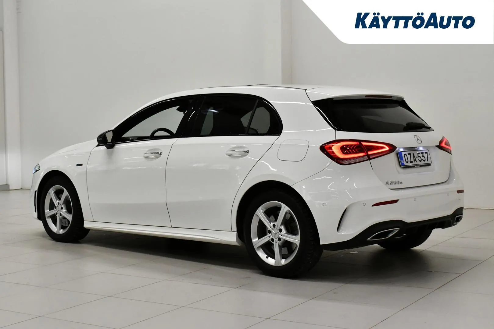 Mercedes-Benz A OZA-537 carousel image