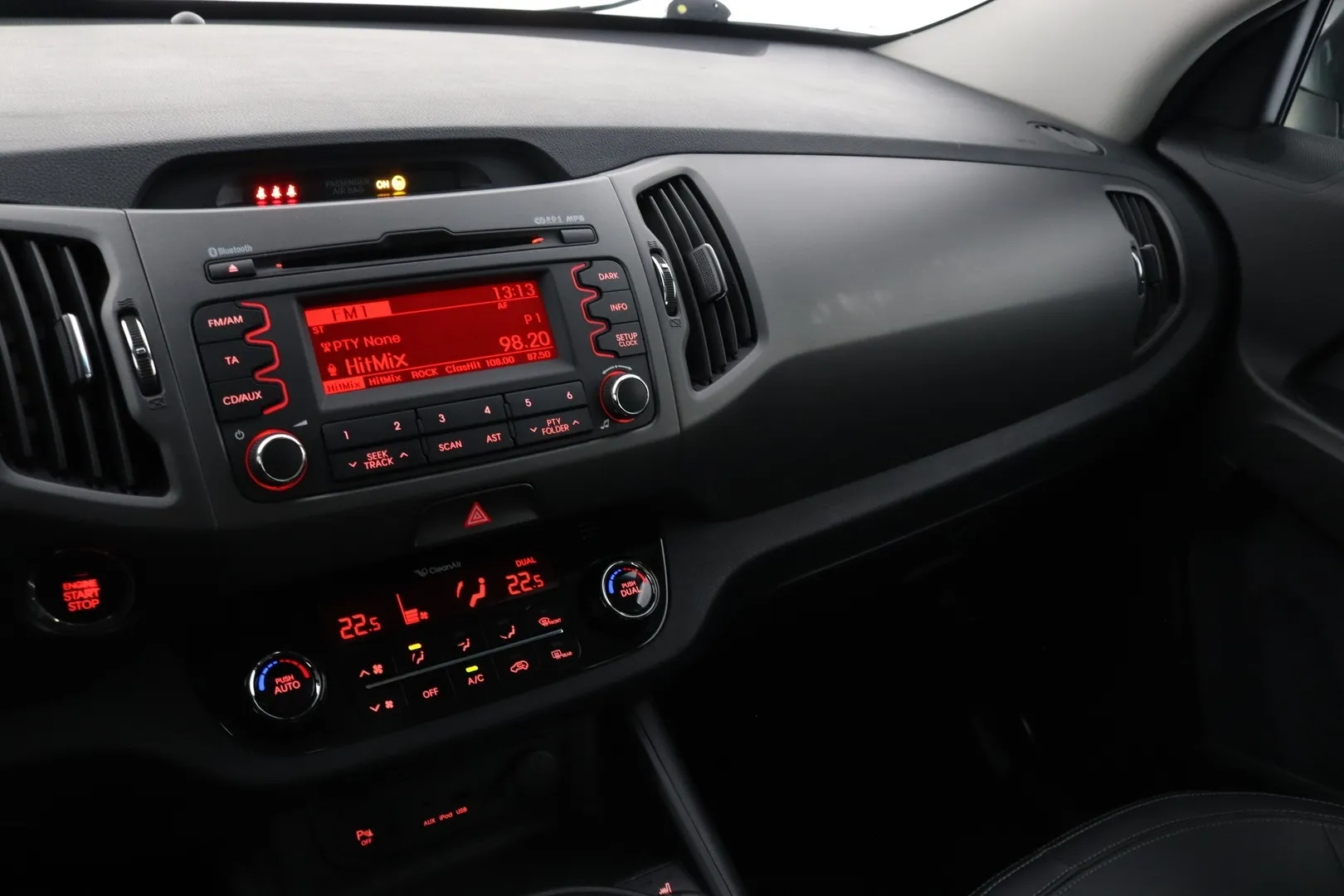 Kia Sportage OTH-640 carousel image