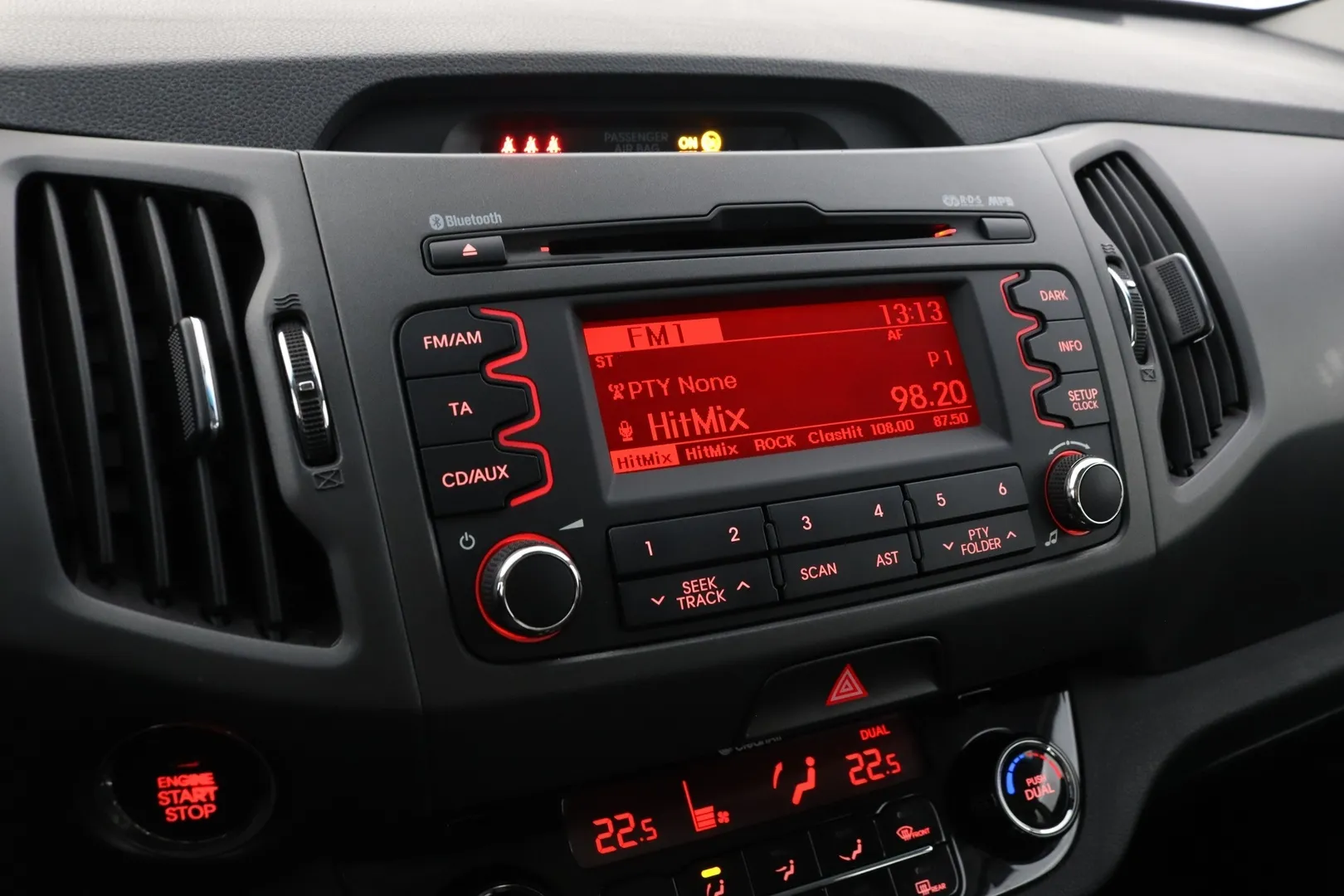 Kia Sportage OTH-640 carousel image