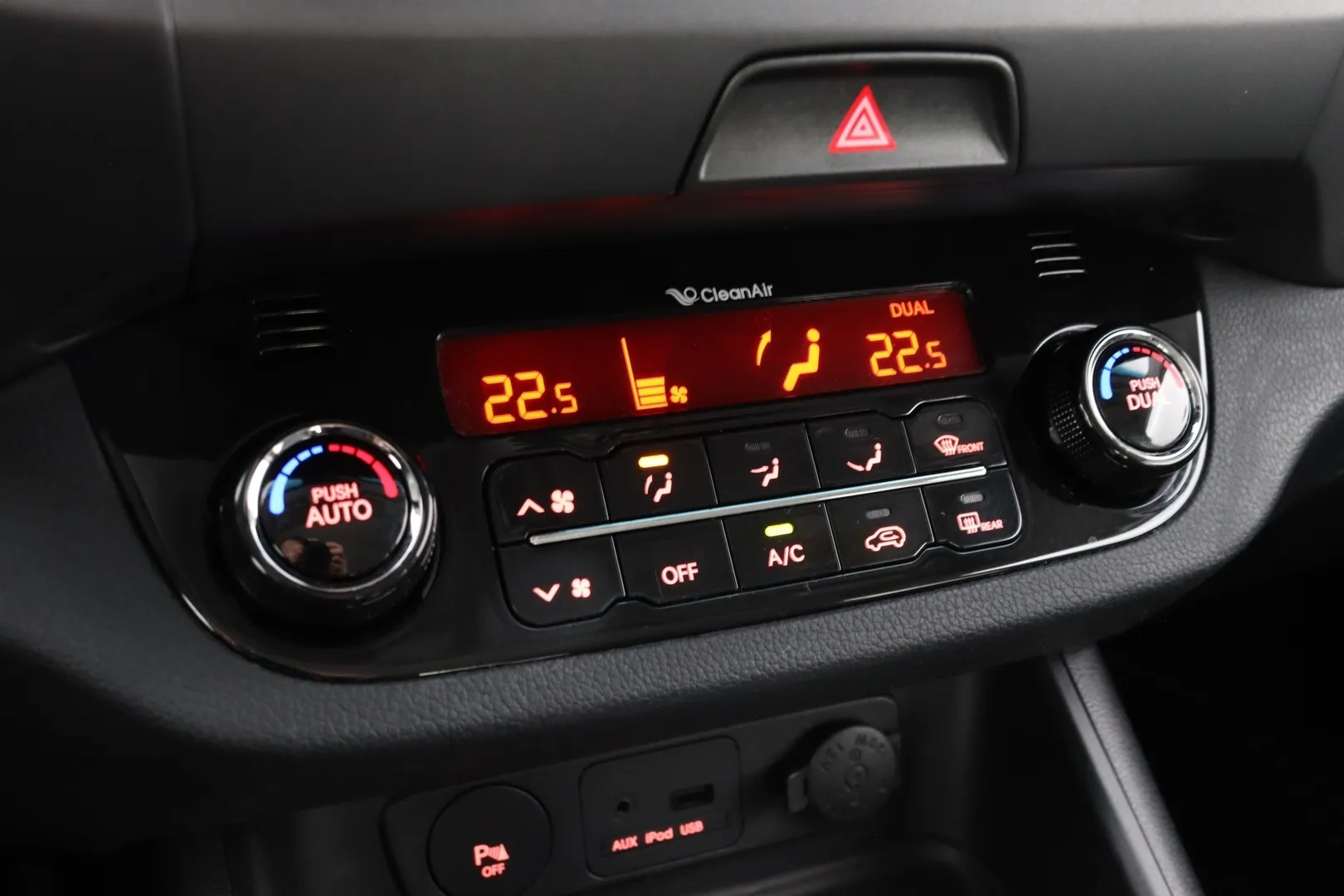 Kia Sportage OTH-640 carousel image