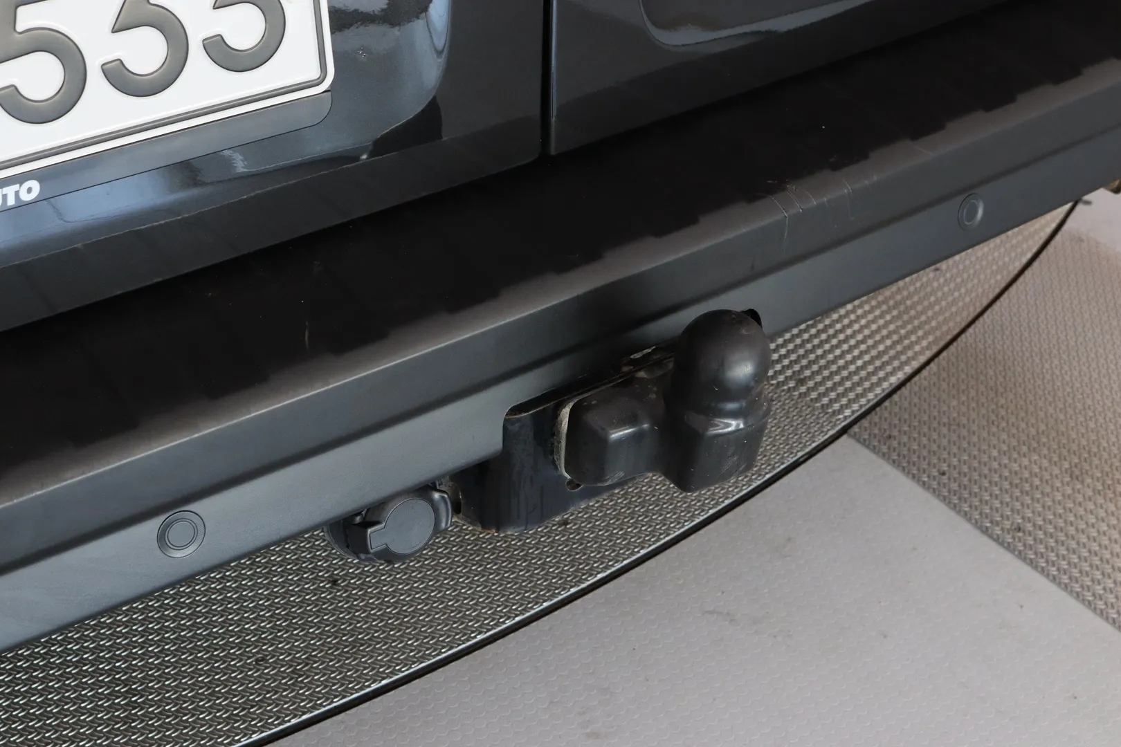 Nissan Primastar RVS-533 carousel image