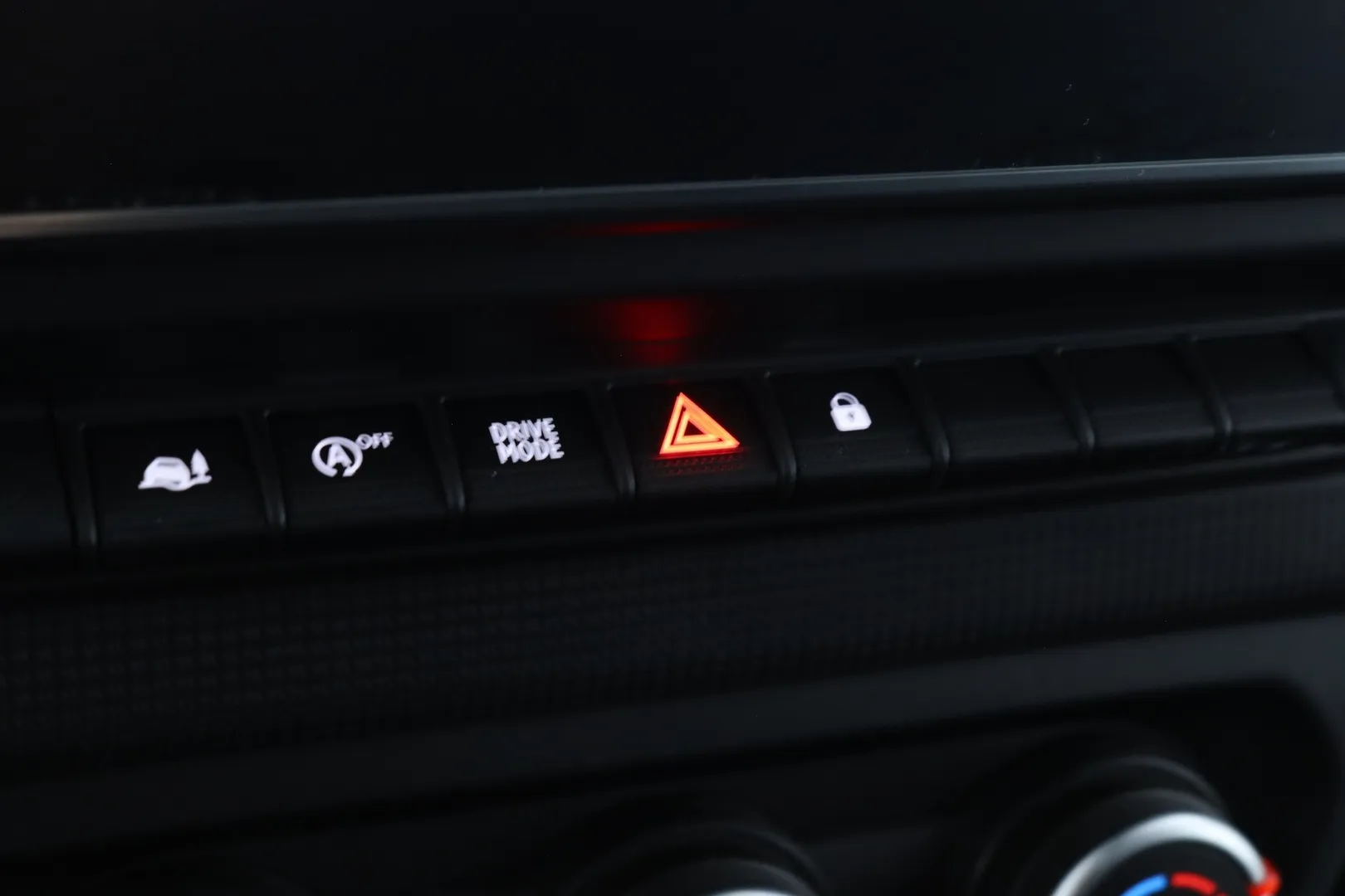 Nissan Primastar RVS-533 carousel image