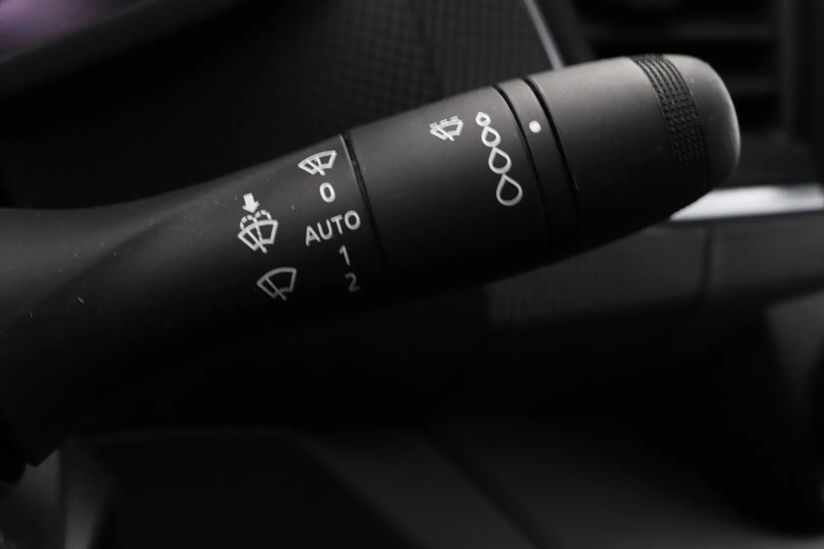 Nissan Primastar RVS-533 carousel image