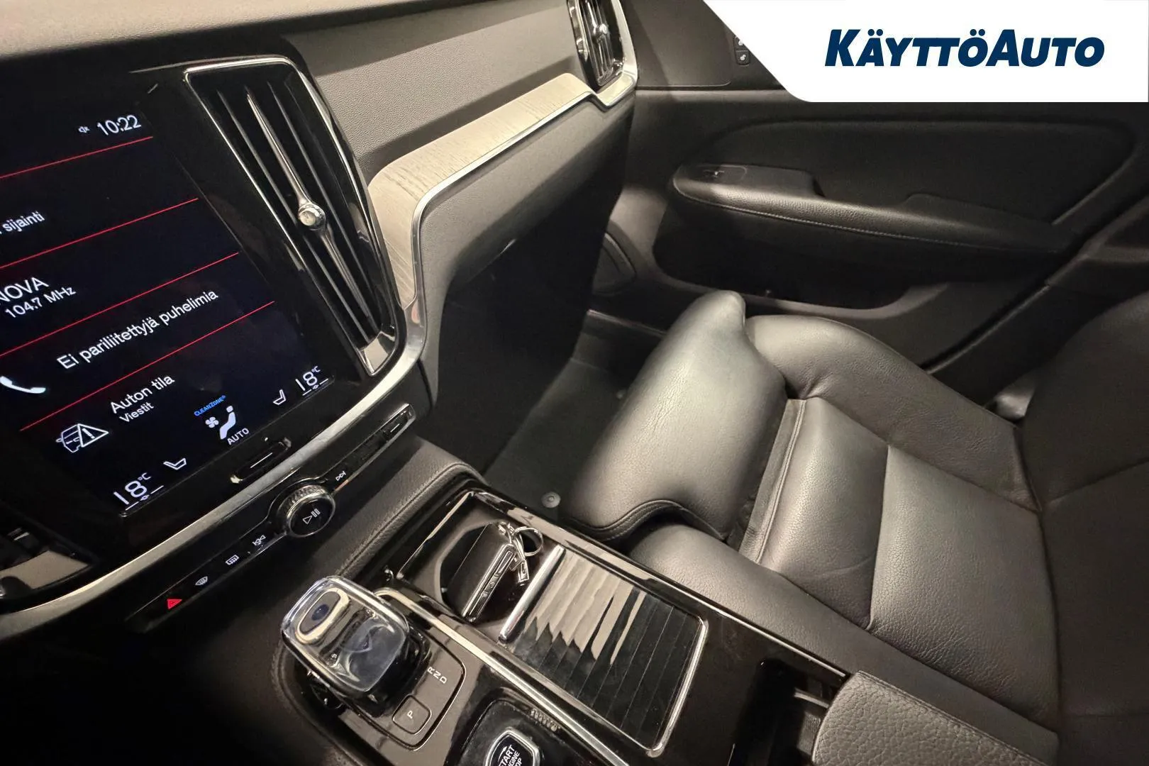 Volvo S60 OZU-849 carousel image