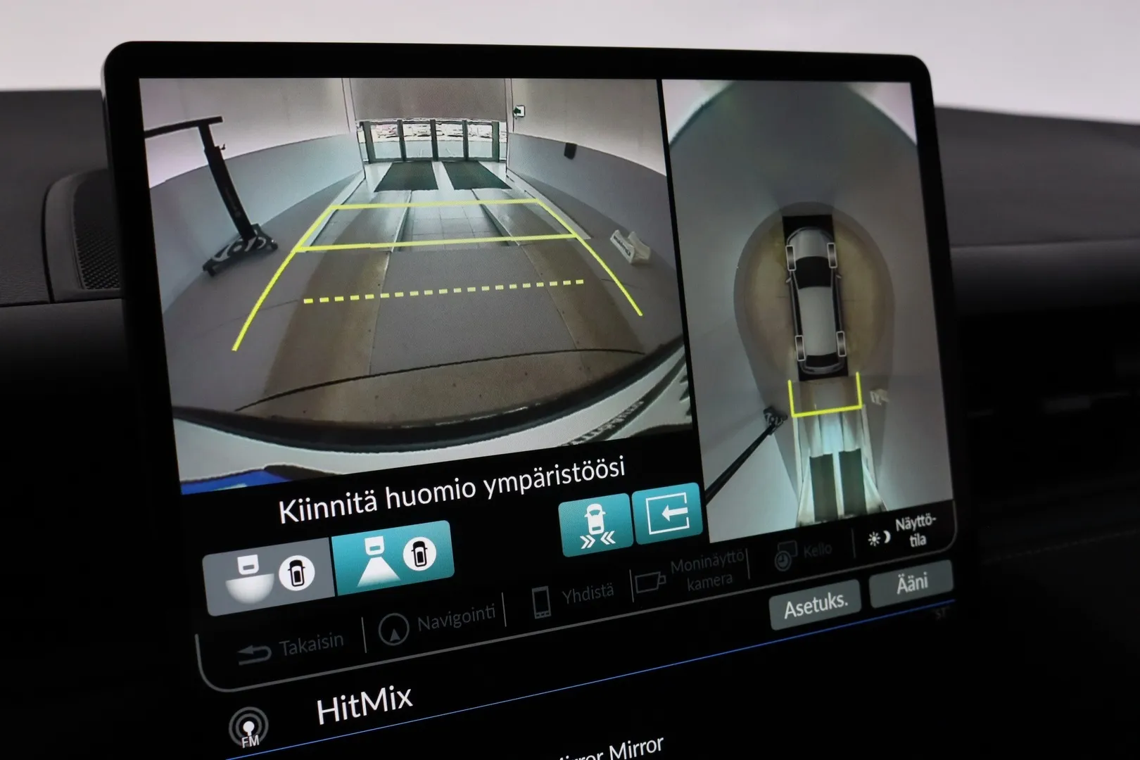 Honda e:Ny1 JNJ-442 carousel image