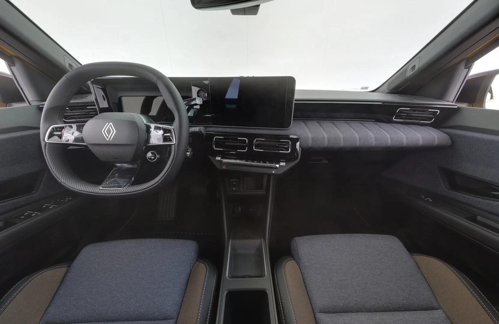 Renault 5 RXO-477 carousel image