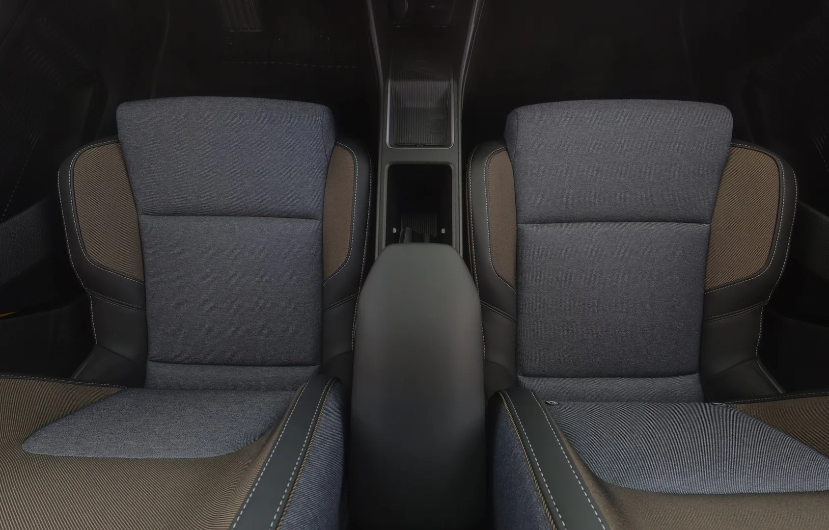 Renault 5 RXO-457 carousel image