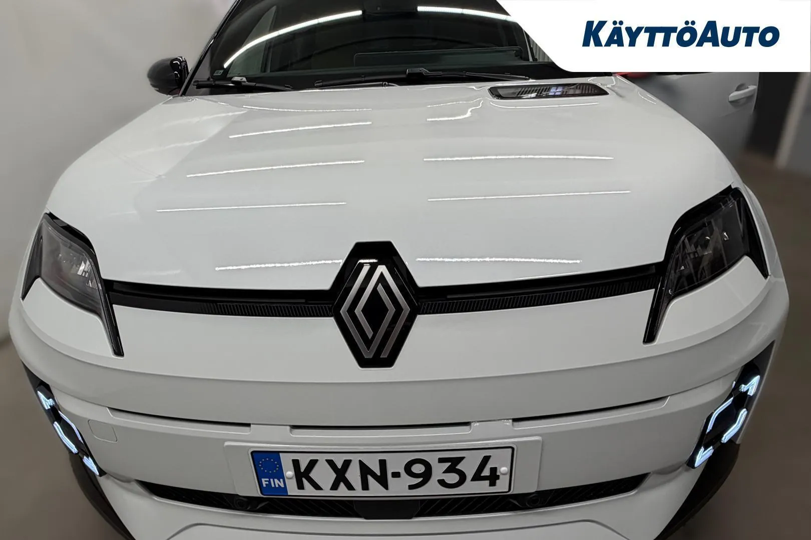 Renault 5 KXN-934 carousel image