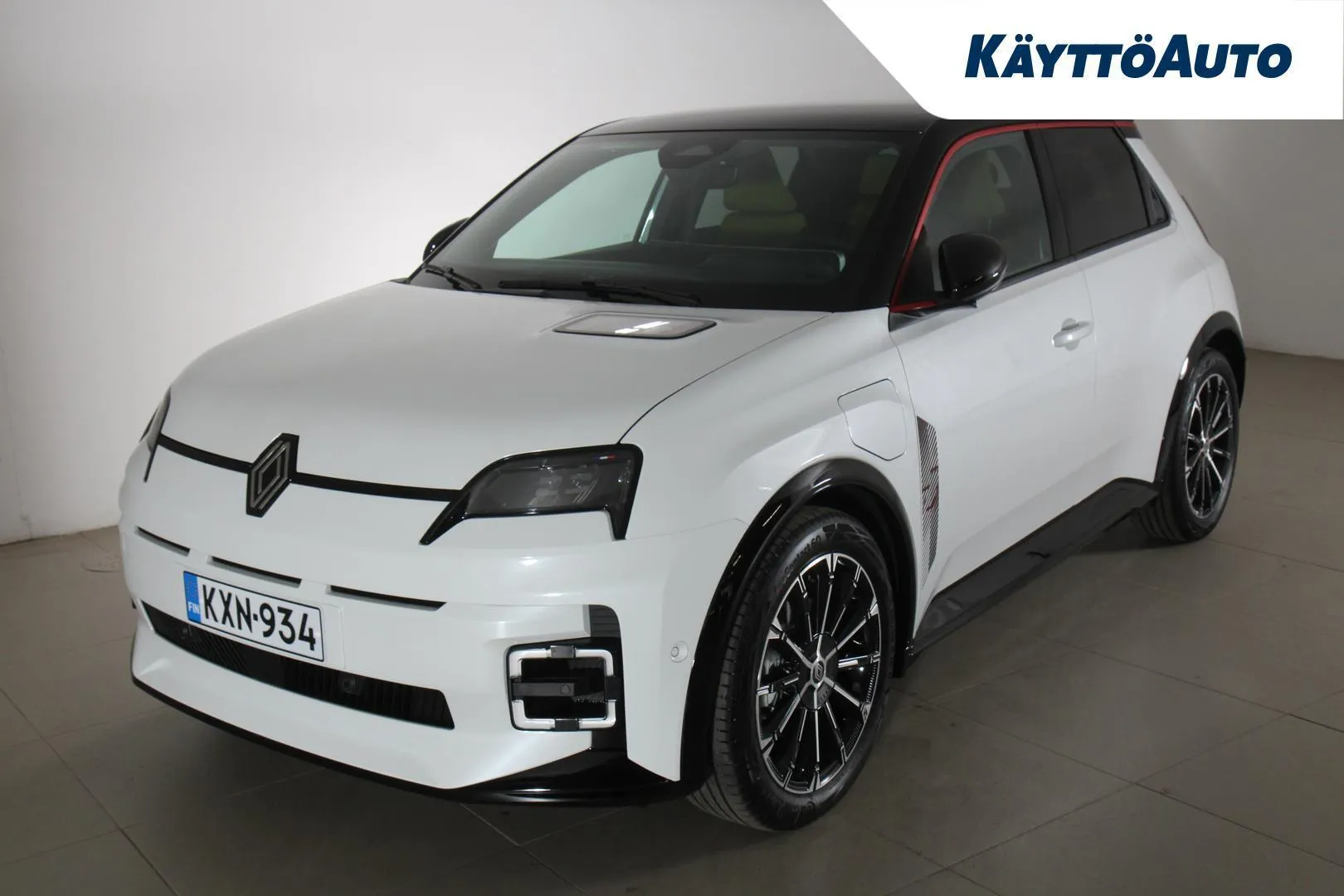 Renault 5 KXN-934 carousel image