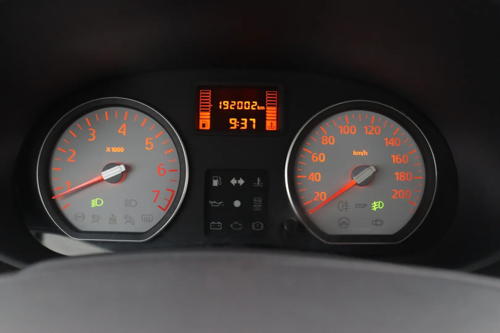 Dacia Logan MCV IKH-887 carousel image