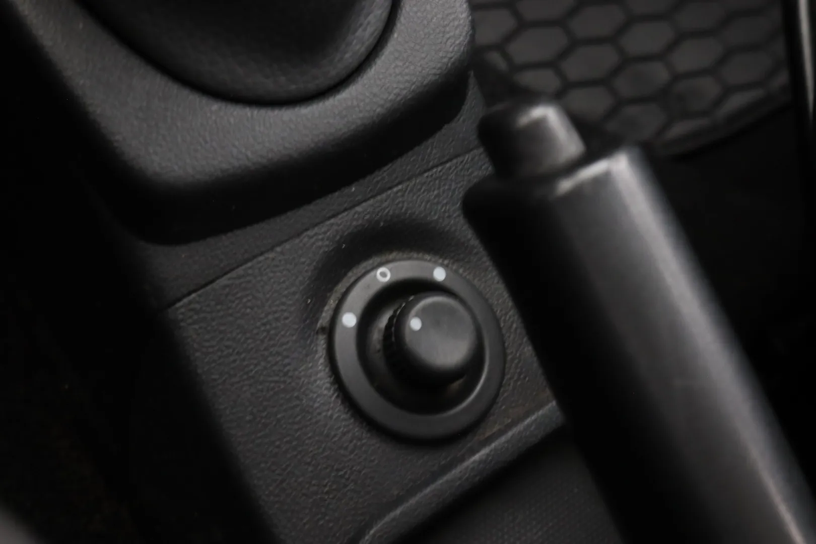 Dacia Logan MCV IKH-887 carousel image