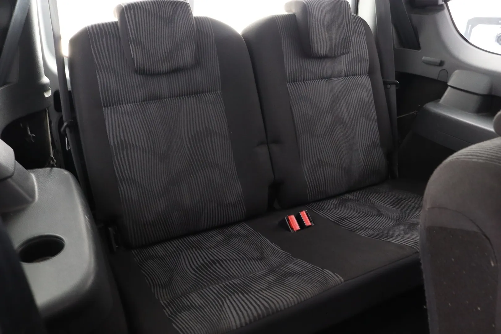 Dacia Logan MCV IKH-887 carousel image