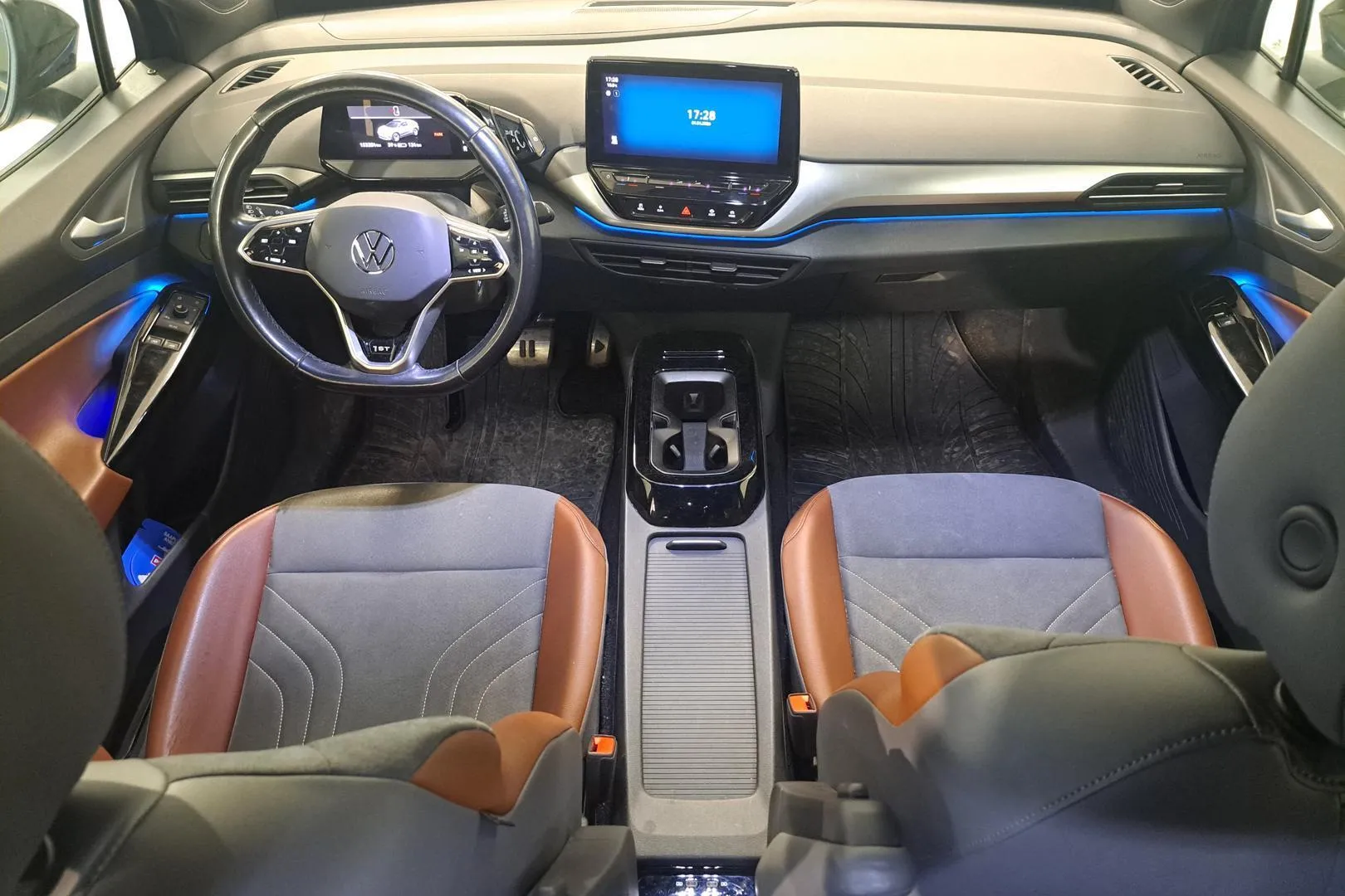 Volkswagen ID.4 ESS-173 carousel image