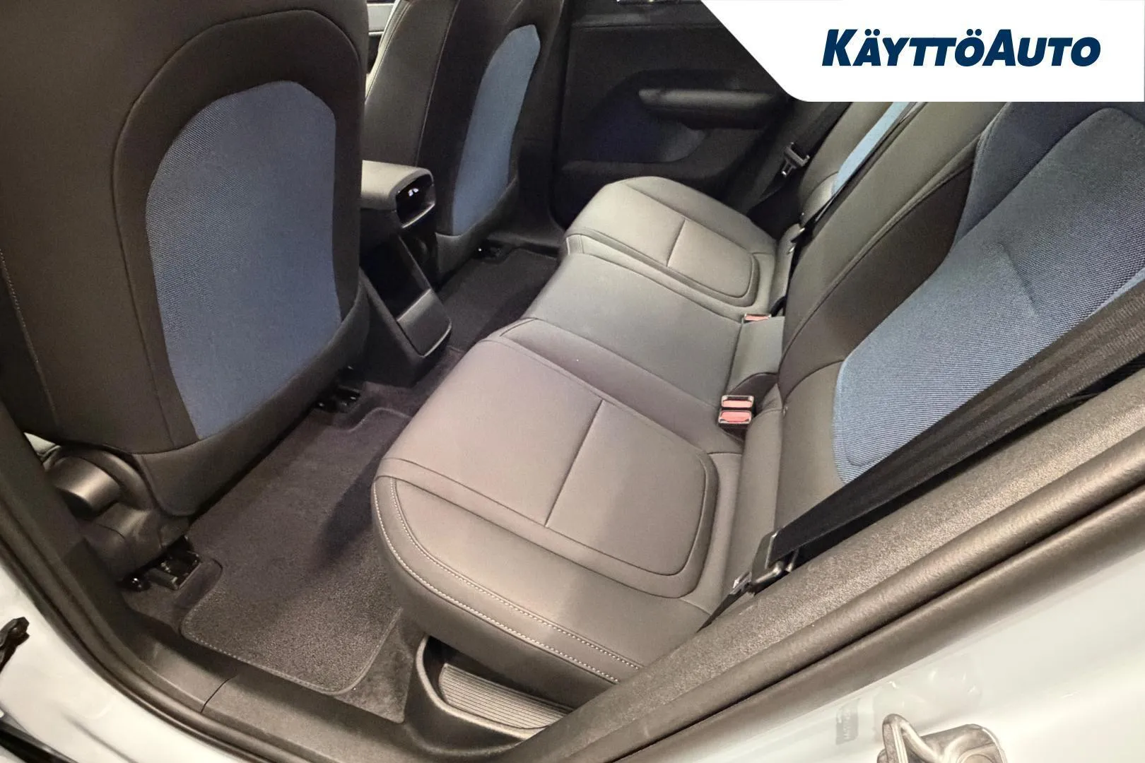 Volvo EX30 MRL-316 carousel image